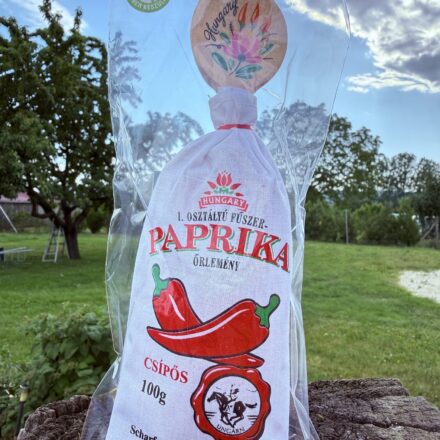 Fűszerpaprika őrlemény fakanalas vászonzsákban - erős