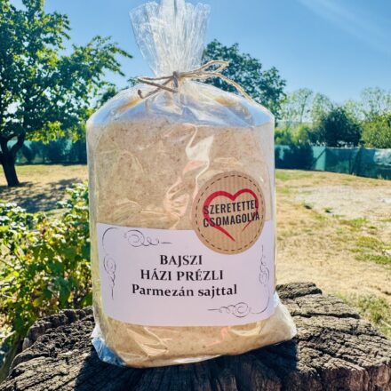 Bajszi - Házi prézli parmezánnal